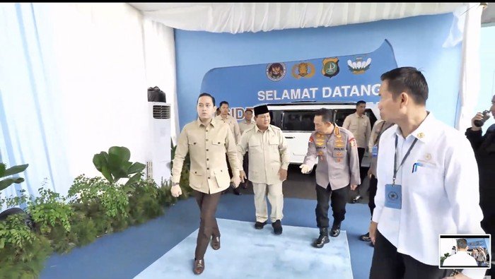 Prabowo Hadiri Peresmian SPPG Polri di Palmerah Jakbar